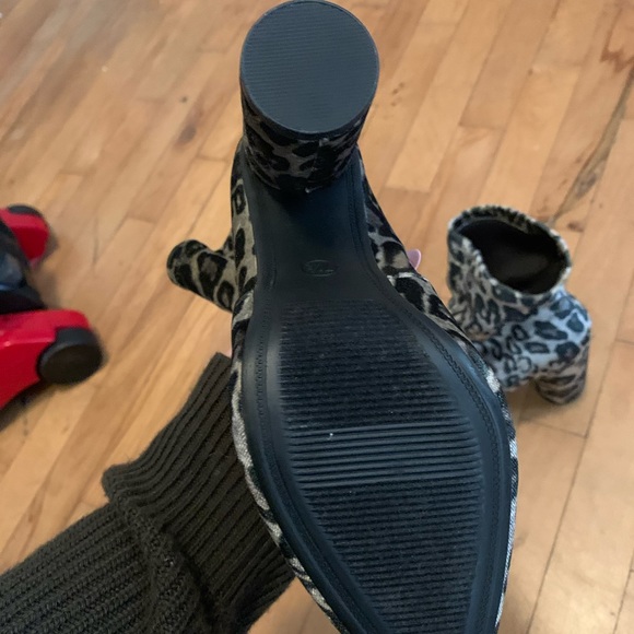 Leopard booties - Picture 2 of 3